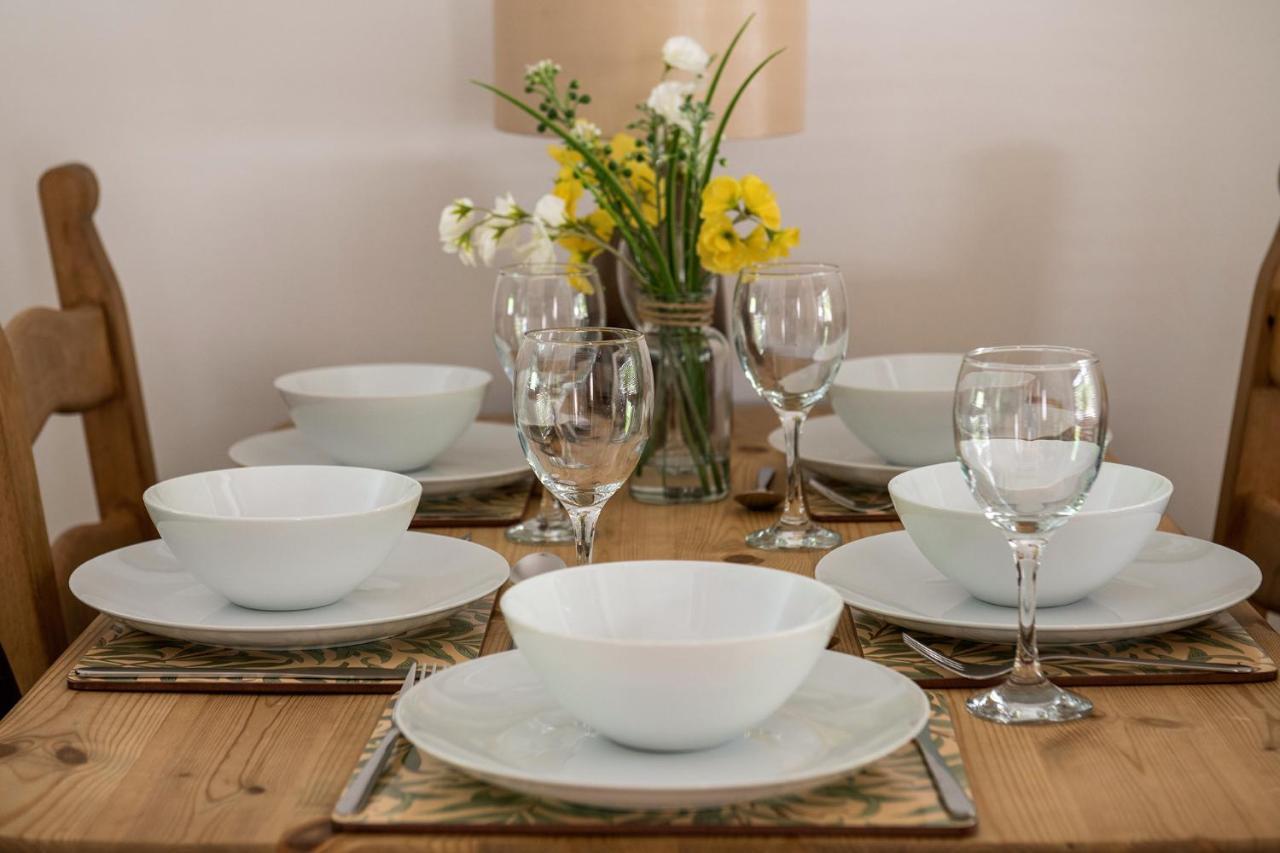 Finest Retreats - Bron Elan Holiday home *