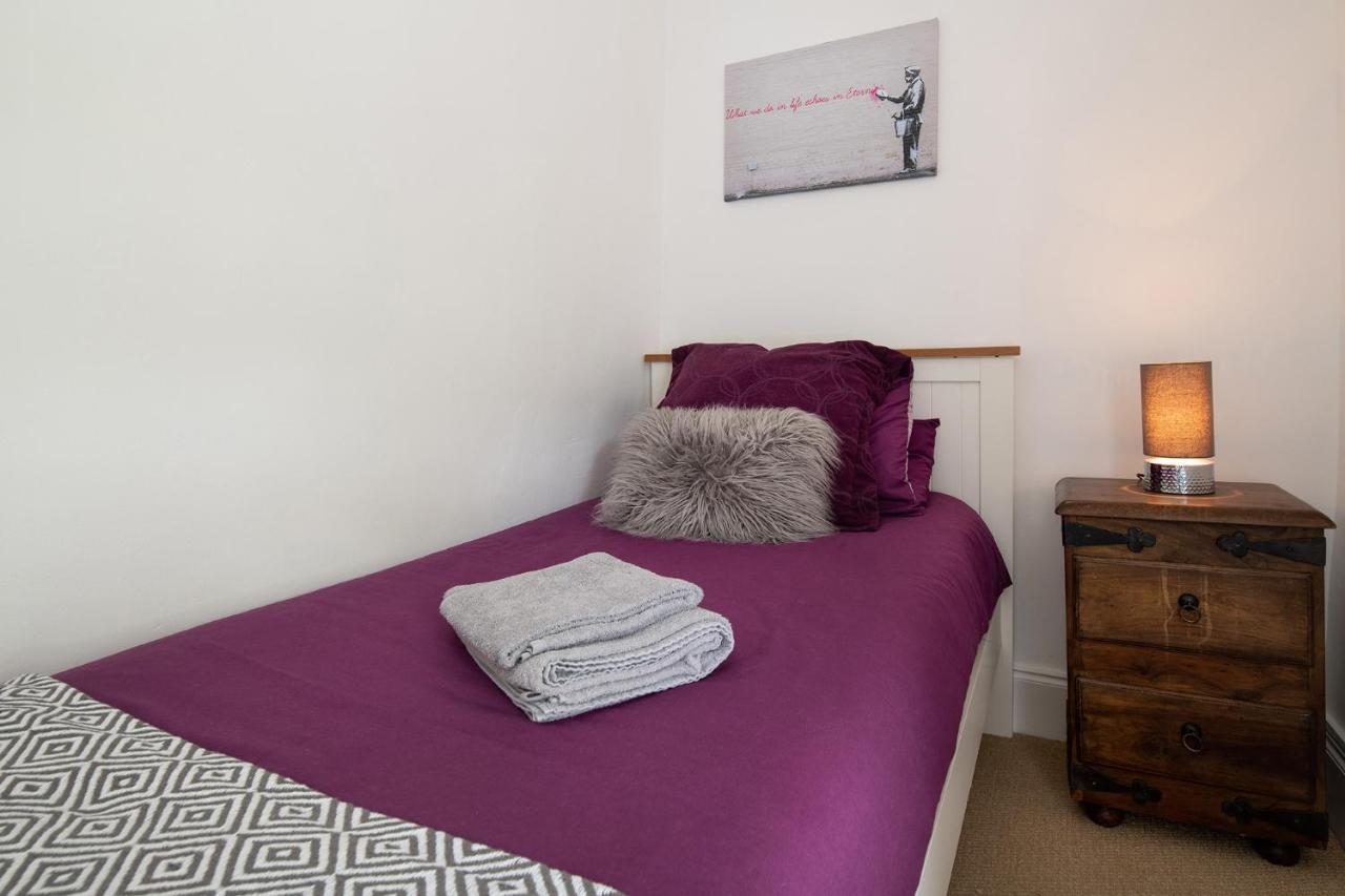 Finest Retreats - Bron Elan